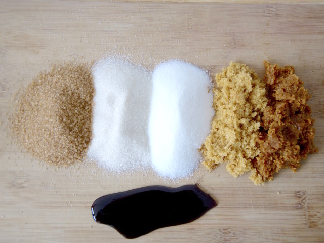 Sugar types: Raw sugar, partially refined, refined, light brown sugar, dark brown sugar.